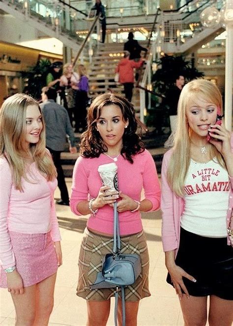 Mean Girls The Most Iconic Fashion Looks From Movie Peacecommission