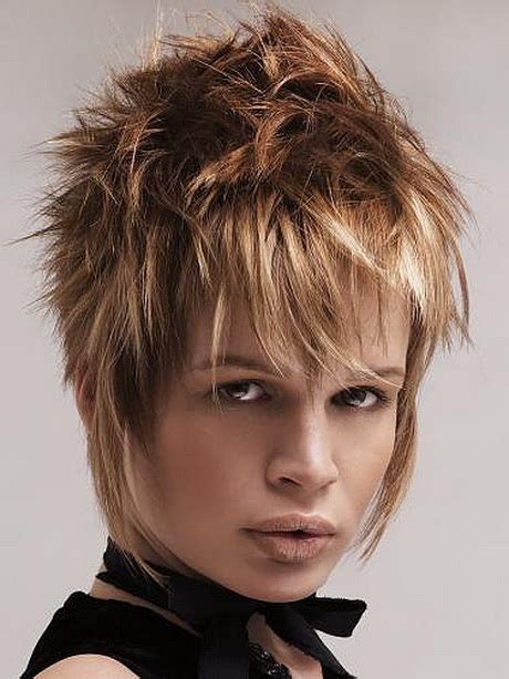 Here are pictures of this year's best haircuts and hairstyles for women with short hair. Short hair styling products