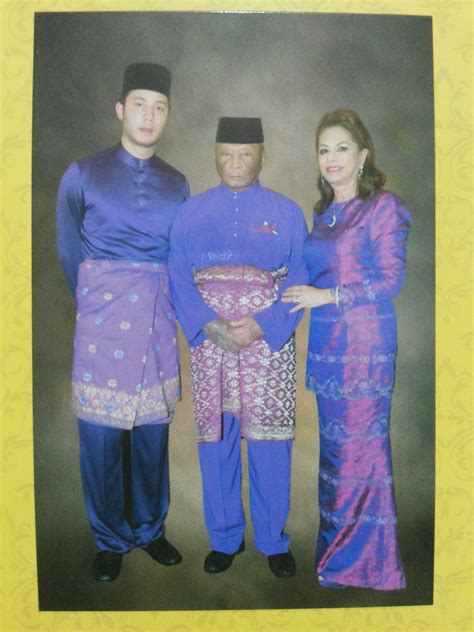 He is the first son of paduka ayahanda sultan ahmad shah of pahang and tengku ampuan afzan. WARISAN RAJA & PERMAISURI MELAYU: Kad Raya KDYMM Sultan ...