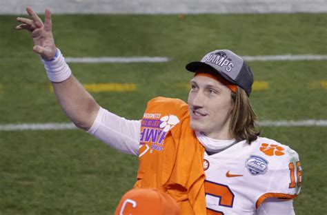 clemson football trevor lawrence reaching out to 4 star qb target