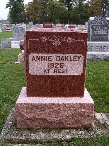 Annie Get Your Grave Annie Oakley Dies Here Last Evening W Flickr