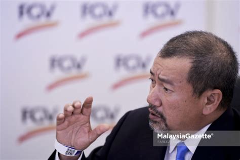 The dispute eventually came to a close last september, when azhar agreed to take a 50% pay cut to rm300,000 from rm600,000 previously, besides the reduced payment of benefits payable. Siasatan audit dedah masalah, FGV timbang tindakan undang ...