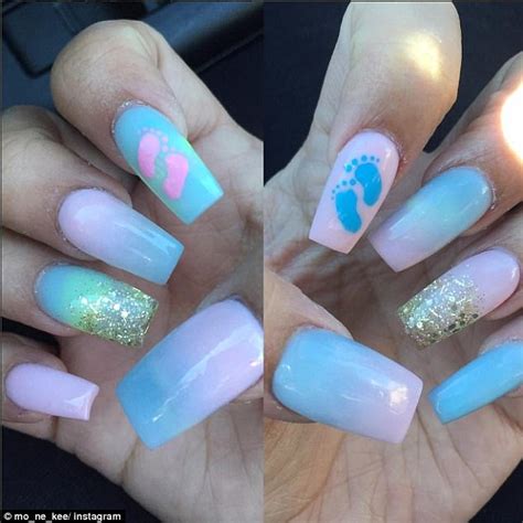 Gender Reveal Nail Art Is A New Trend For Expecting Mums Daily Mail