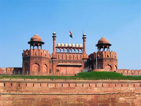 Palace Fort Of Shahjahanabad Traveling Tour Guide