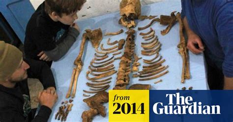 archaeologists find remains of previously unknown pharaoh in egypt archaeology the guardian