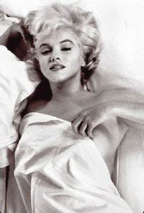 Bbc News Uk England Oxfordshire Unseen Photos Of Marilyn On Show