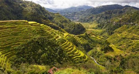 Best Natural Attractions In The Philippines Miles Away