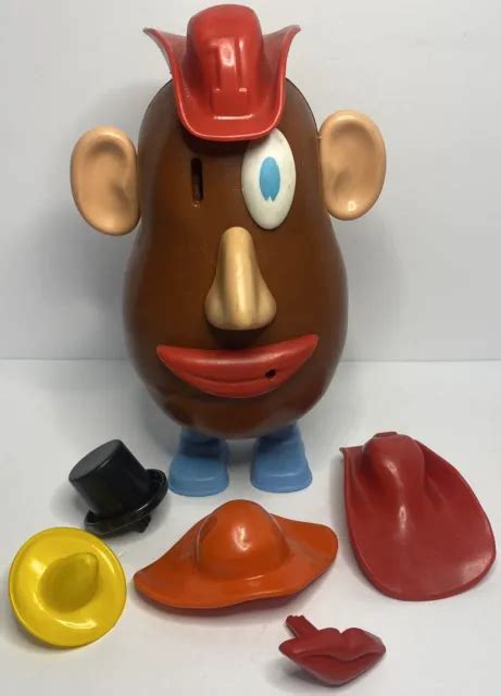 Vintage Mr Potato Head 1973 Hasbro Mrs Potato Head Toy Canadian 16