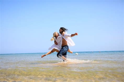 Graziano Di Prima And Giada Lini Stun In Exclusive Sexy Italian Video As They Dance In The Ocean