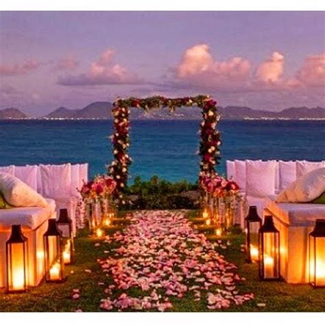 Pin By Azzi On Casamentos Night Beach Weddings Tangled Wedding