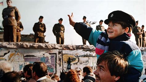 Un repaso histórico del muro de Berlín a 30 años de su caída 970
