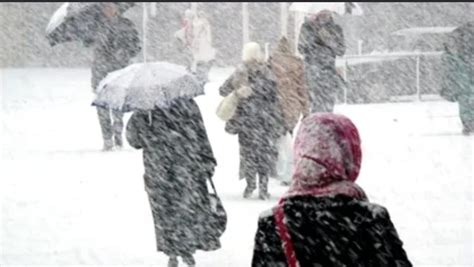 Ciclon Polar Peste România Vin Ninsorile Iar Temperaturile Scad