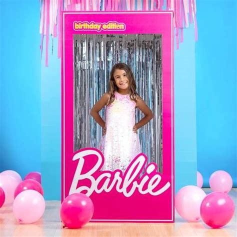 5 Ft 3 In Barbie Kid Doll Box Photo Op