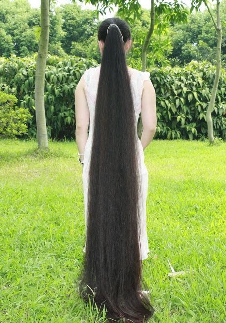 Very long hair pictures - Style and Beauty