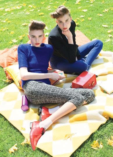 14 Ways To Wear This Seasons Must Have Leggings Teen Vogue