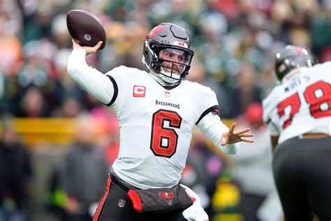 Buccaneers Baker Mayfield Logs Perfect Passer Rating In Win Vs