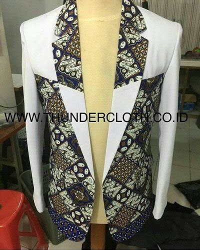 Abang penjual baju kekar udah tayang di google drive ya. Model Baju Jas Motif Batik : Tampilkan Sentuhan Etnik ...