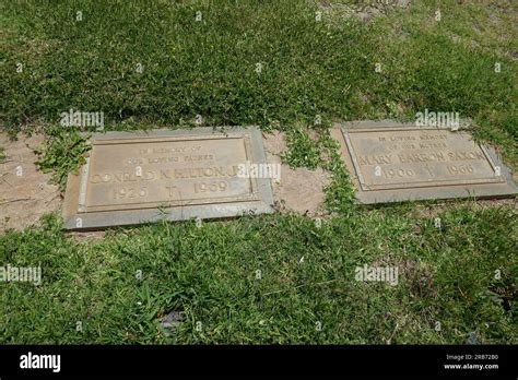 Culver City, California, USA 6th July 2023 Conrad Hilton Jr. Grave at