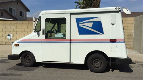 Us Postal Service To Award 63b Contract For New Mail Truck This