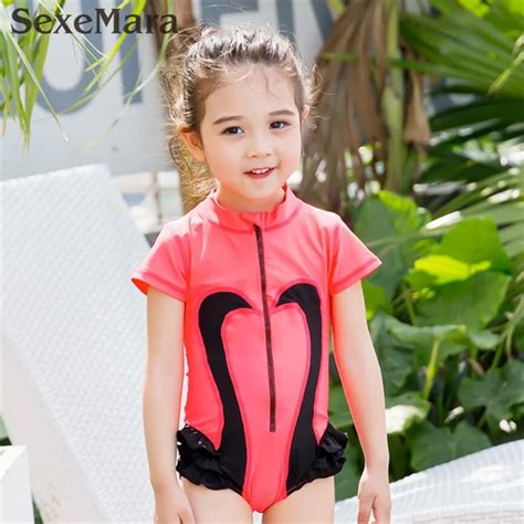 2019 Best Quality Swan Kids Swimsuit Pink Black Baby Girls Ruffle One