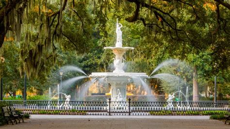 10 Amazing Autumn Things To Do In Savannah During Fall