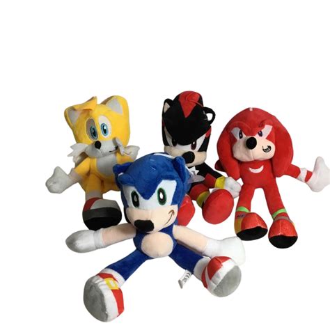 4 Sonic Plush Toys