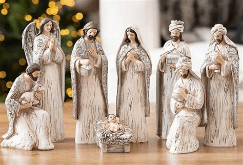 20 Gorgeous And Modern Nativity Sets The How To Mom