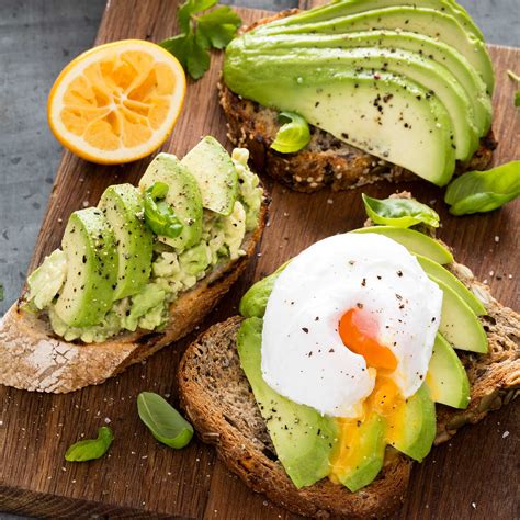 Avocado And Egg On Toast Avanza