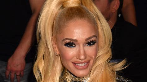 Gwen Stefani’s Lips Hair Criticized By Fans Following Acm Awards Fox News