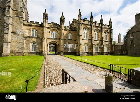 Kings College Aberdeen Scotland Hi Res Stock Photography And Images