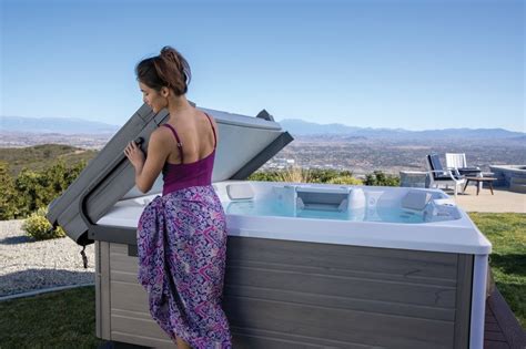Basically, the correct total alkalinity should range between 80 and 120 parts per a sure way to maintain balanced water is to do frequent testing using a water test kit and then make the necessary adjustments. Easy Hot Tub Chlorine Water Care Maintenance