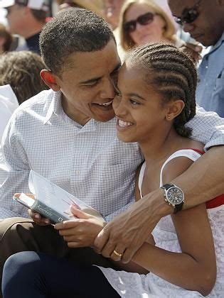 Regarded as one of the greatest professional wrestlers of all time, he wrestled for the world wrestling federation (wwf, now wwe) for eight years prior to pursuing an acting career. Dauer-Wahlkampf: Malia Obama findet ihren Vater peinlich ...