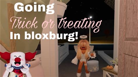 Going Trick Or Treating In Bloxburg Roblox Youtube