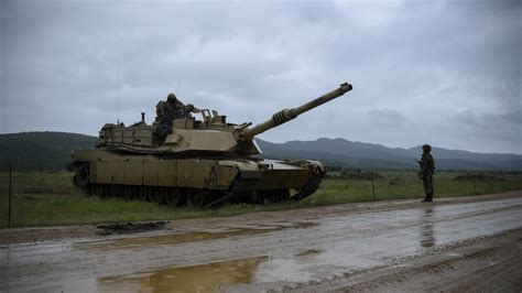 Us To Provide 31 Abrams Tanks To Ukraine Amid Russian Warnings The
