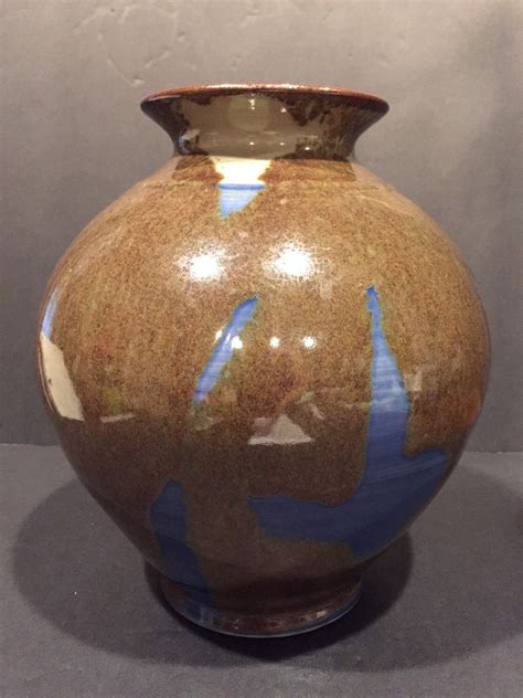 Beautiful Signed Vase Mid Century Modern Studio Pottery Brown