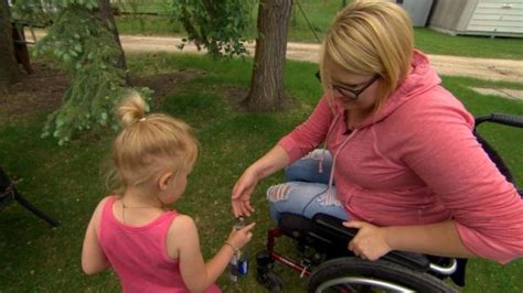 Mom Who Lost Lower Legs To Frostbite To Save Daughter Shares Story For 1st Time