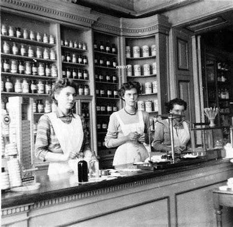 History Of Pharmacy Medical History Vintage Photographs Vintage