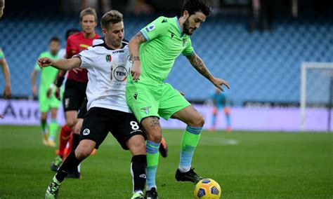 Spezia calcio most games for: Serie A, altri due calciatori positivi al Covid 19: il ...