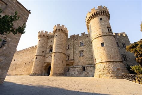 A Tour Of The Medieval Old Town Of Rhodes Discover Greece