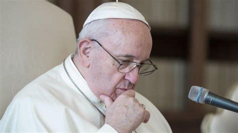 El Vaticano Investiga El Me Gusta De La Cuenta Del Papa Francisco A
