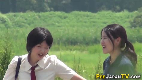 Amateur Jav Schoolgirls Find A Perfect Spot To Pee