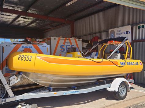 Rescue Boat 552 | Emergency Vehicles App