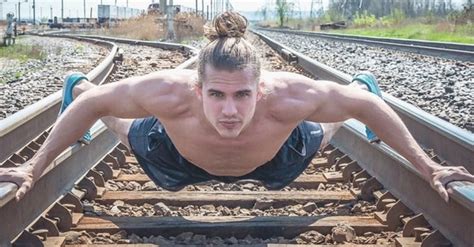 Hot Guys With Man Buns Popsugar Love And Sex