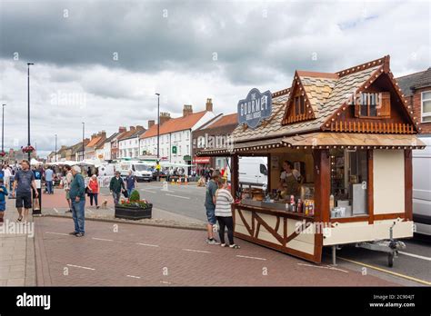 Northallerton High Street Town Market Shopping Towns Downtown Ce Hi Res