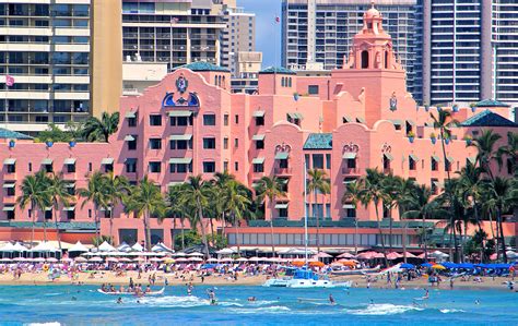 The Pink Palace Hotel In Waikikithe Royal Hawaiian Hawaii