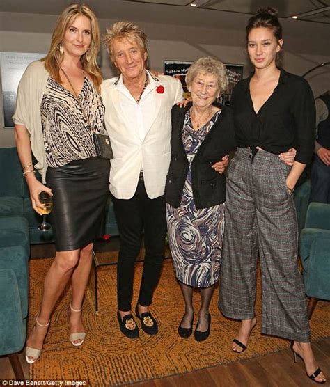 Rod Stewart 73 And Penny Lancaster 47 Join Sister Mary And Daughter