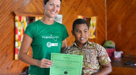 Volunteer Work With Children For Teenagers In Fiji Projects Abroad