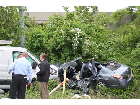 Man Killed In Crash On Lie Service Road Commack Ny Patch