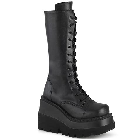 Sie finden bei uns schuhe, outdoor stiefel, original. Ranger 301 velvet black Plattform Stiefel mit Blockabsatz