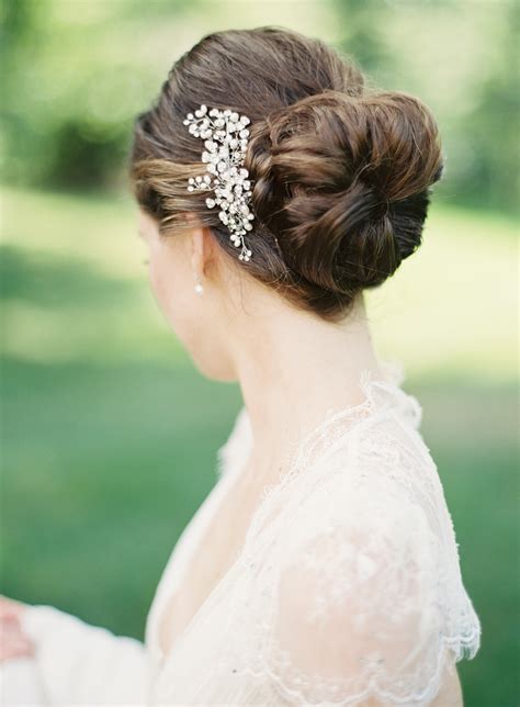 Elegant Bridal Bun Elizabeth Anne Designs The Wedding Blog